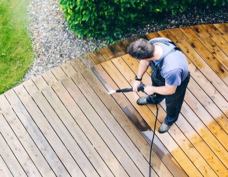 Top 5 Reasons to Pressure Wash Your Home Before the Florida Fall Season